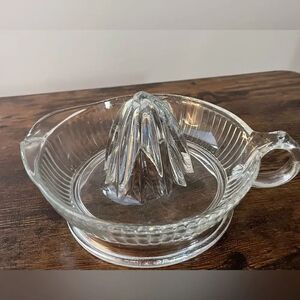 Anchor Hocking Vintage Glass Juicer Presser